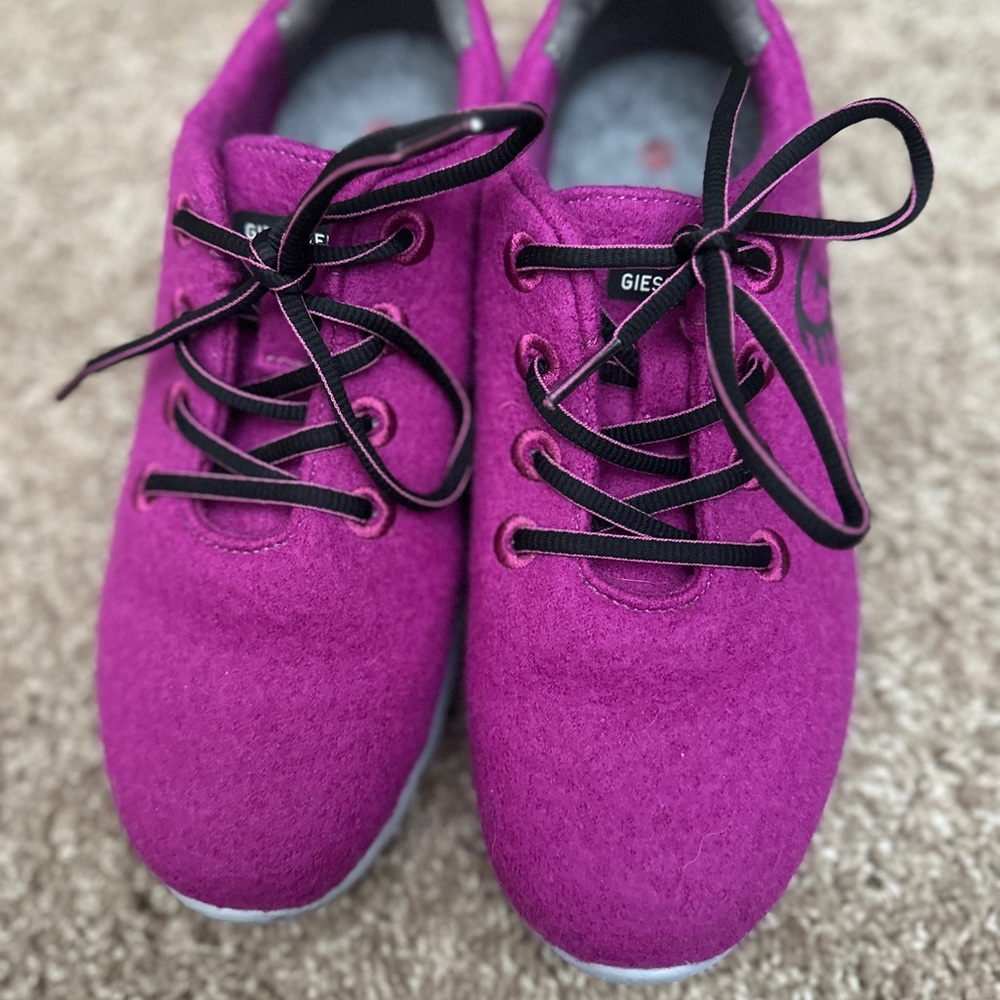 Giesswein Merino Wool Runners - Picture 6 of 8
